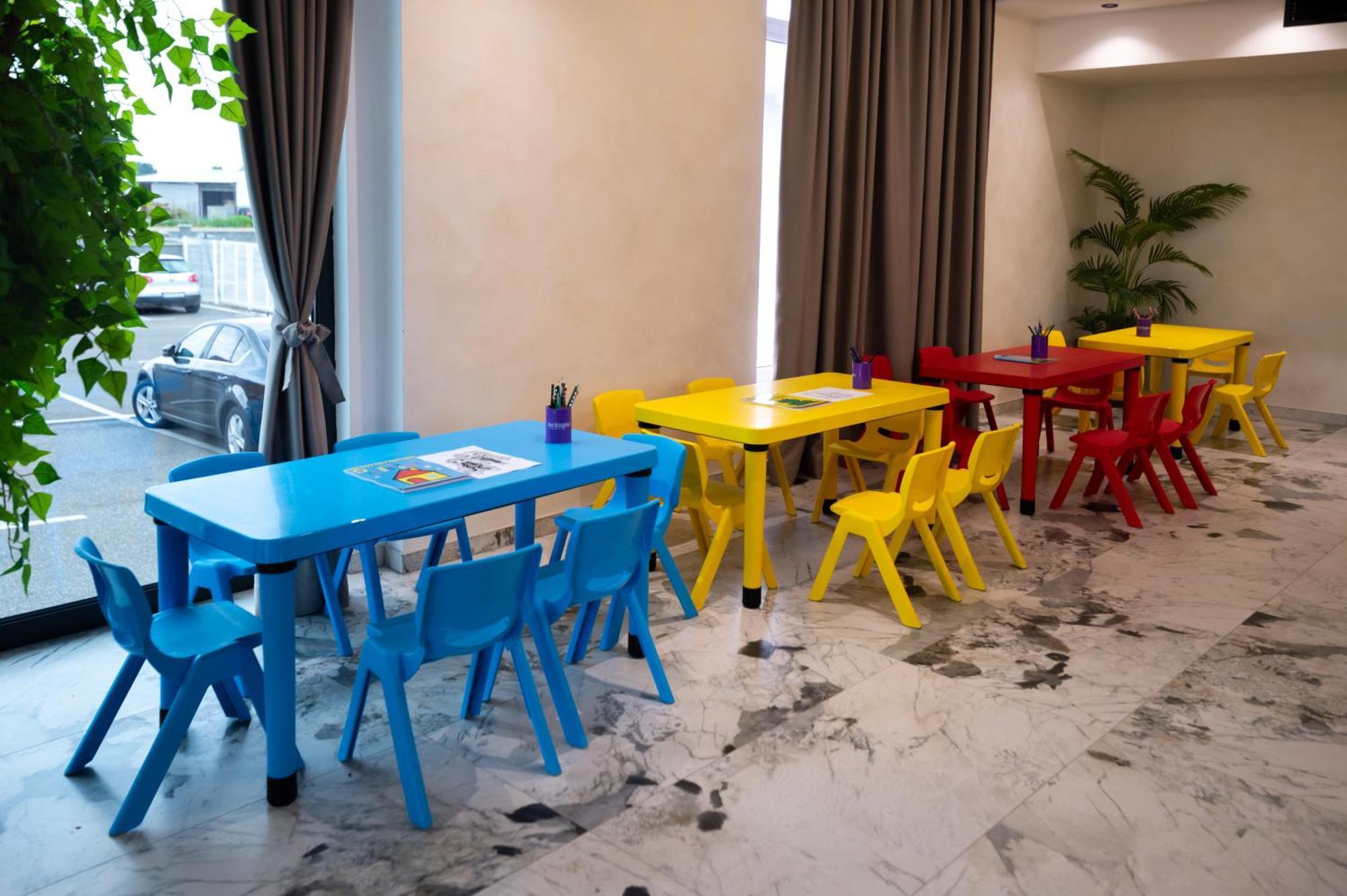 Hotel Nest Bijeljina Kültér fotó