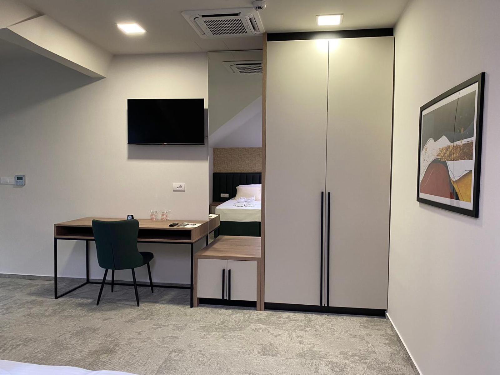 Hotel Nest Bijeljina Kültér fotó