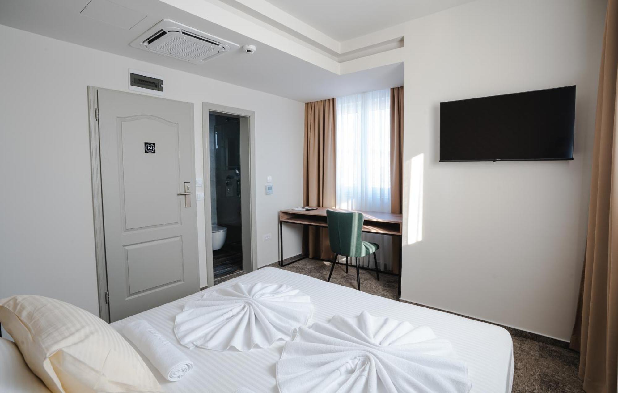 Hotel Nest Bijeljina Kültér fotó