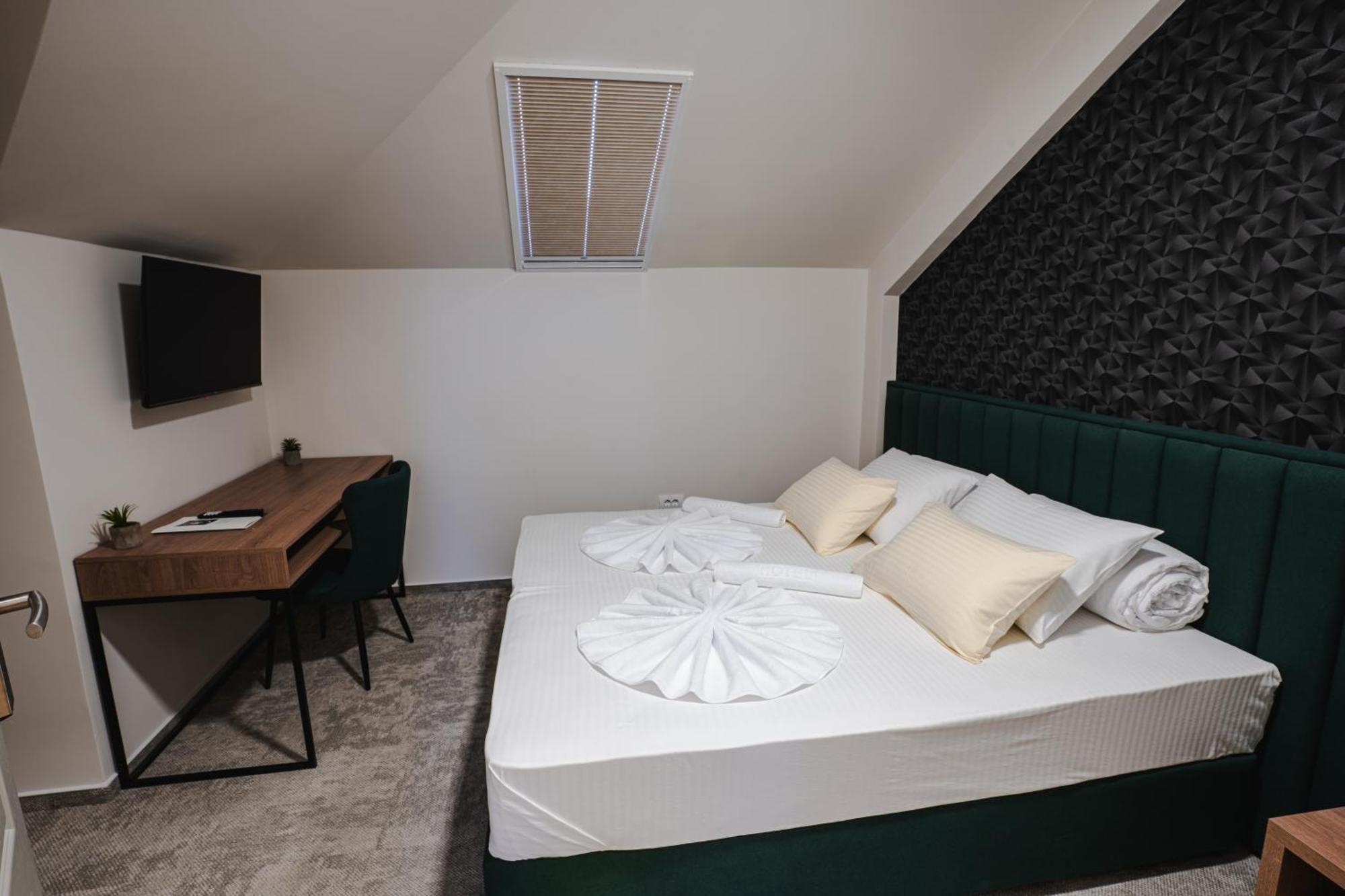 Hotel Nest Bijeljina Kültér fotó