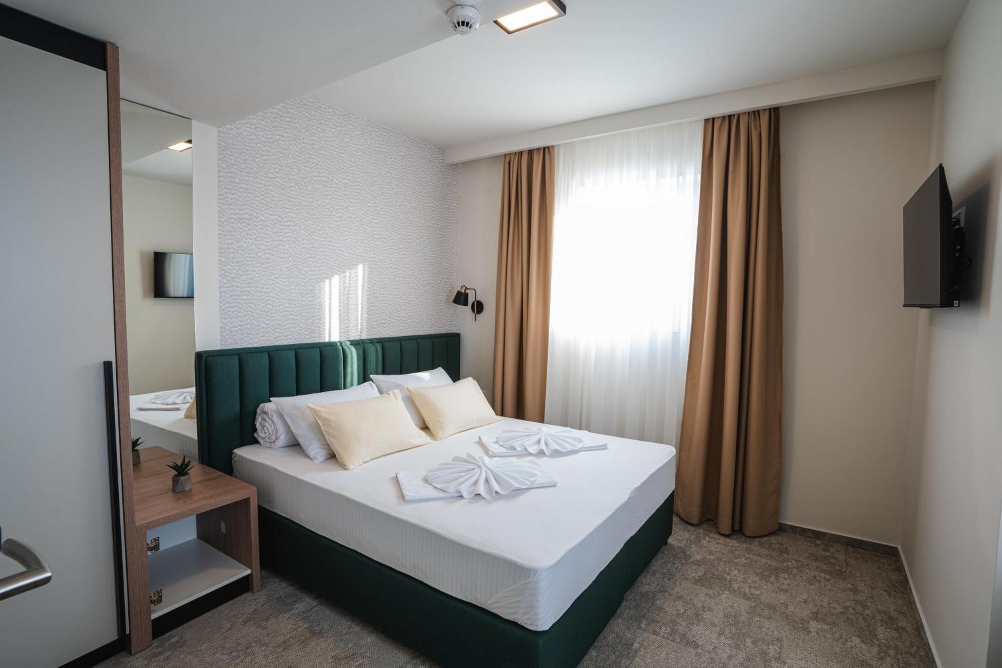 Hotel Nest Bijeljina Kültér fotó